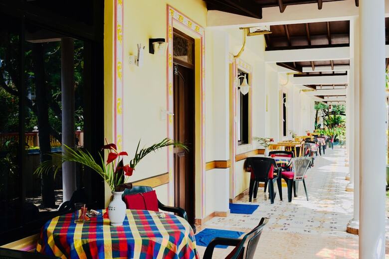 Hotel Rico Shadow Guest House