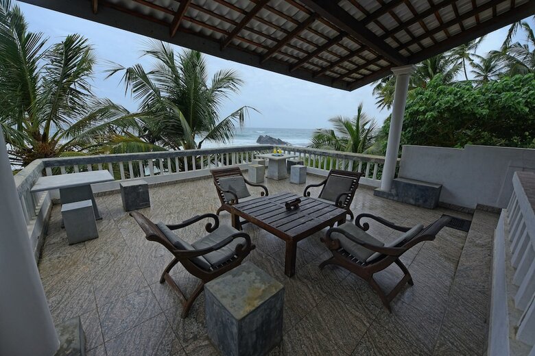 Hotel Blue Sky Beach Resort