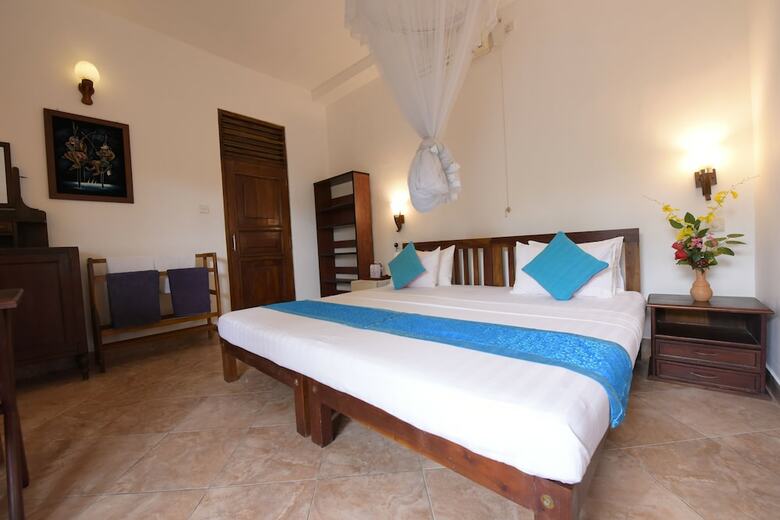 Hotel Blue Sky Beach Resort