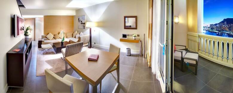Monte-carlo Bay Hotel & Resort