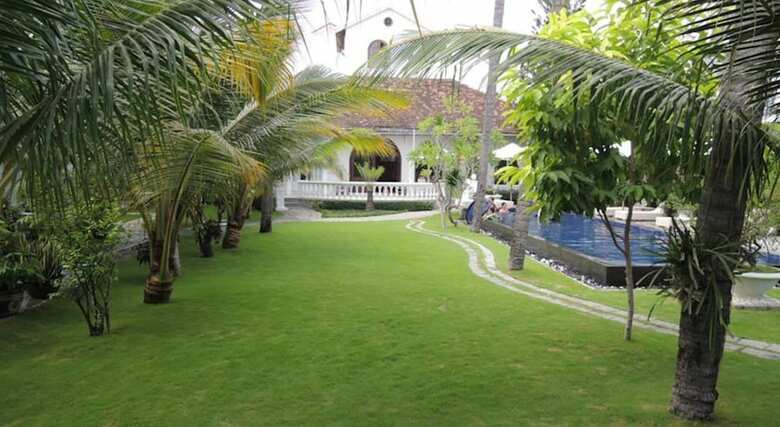 Hotel La Paloma Villa