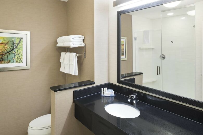 Hotel Fairfield Inn & Suites By Marriott Houston Pasadena