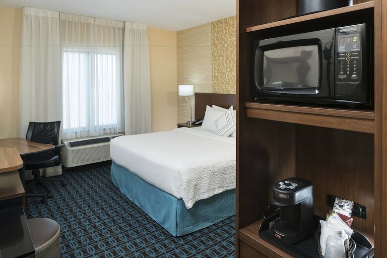 Hotel Fairfield Inn & Suites By Marriott Houston Pasadena