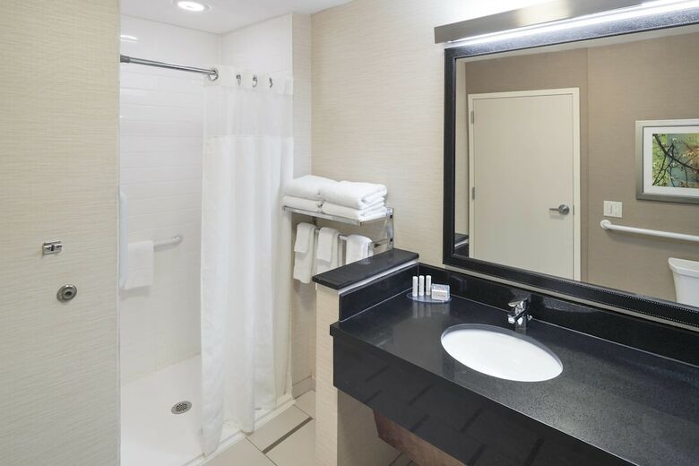 Hotel Fairfield Inn & Suites By Marriott Houston Pasadena