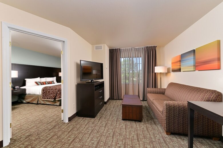 Hotel Staybridge Suites Sioux Falls