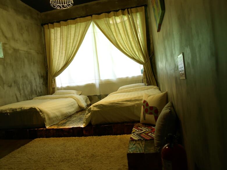 Hotel Twotwo House