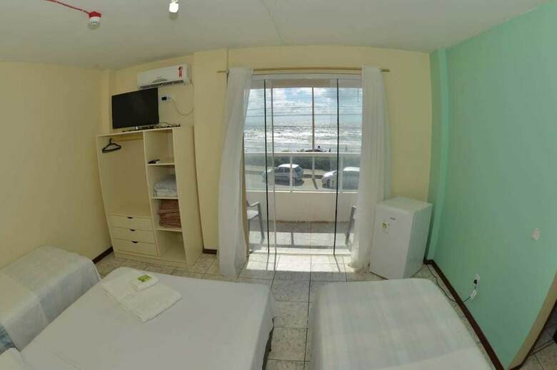 Gravat� Praia Hotel