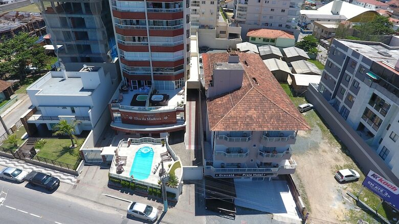 Gravat� Praia Hotel