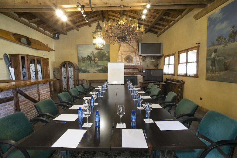 Hotel Boutique Hoces Del Durat�n