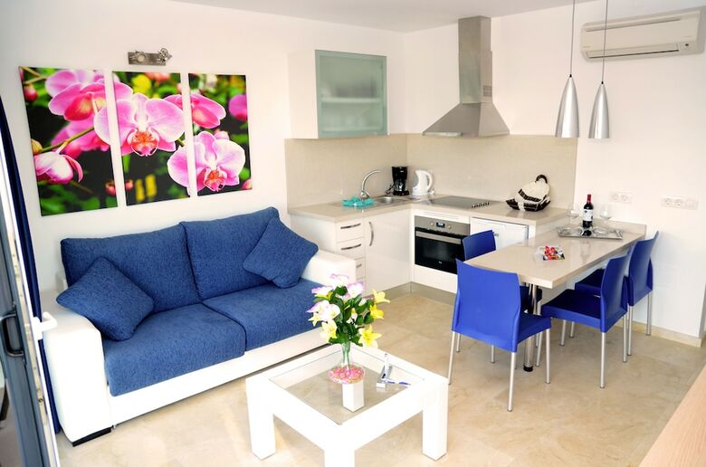 Aparthotel Apartamentos Cataleya