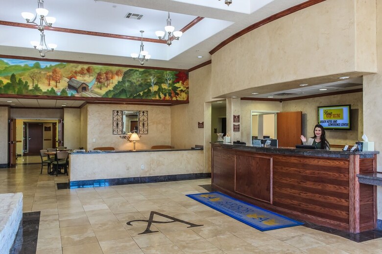 Hotel Arbor Inn And Suites