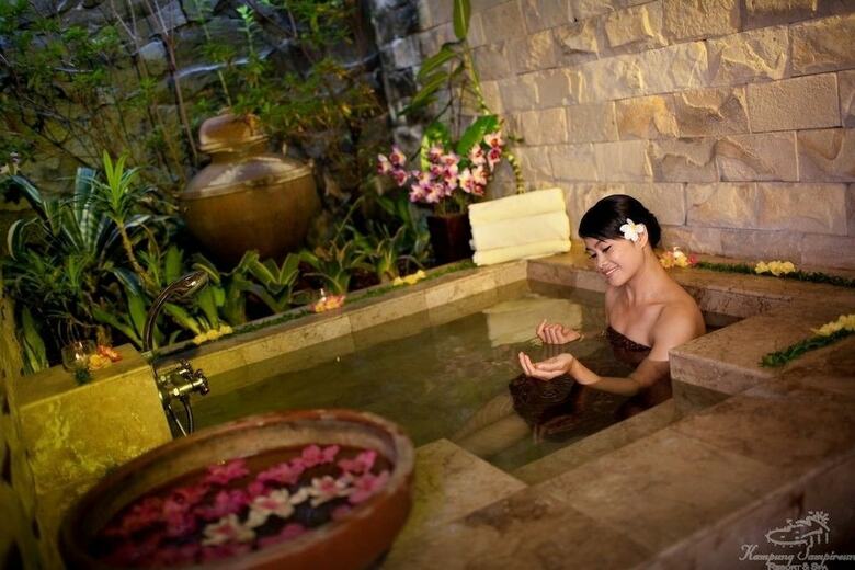 Hotel Kampung Sampireun Resort & Spa