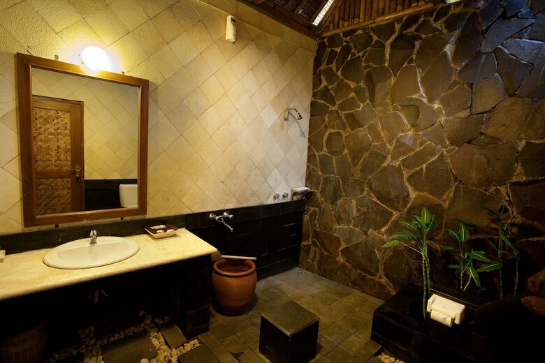 Hotel Kampung Sampireun Resort & Spa