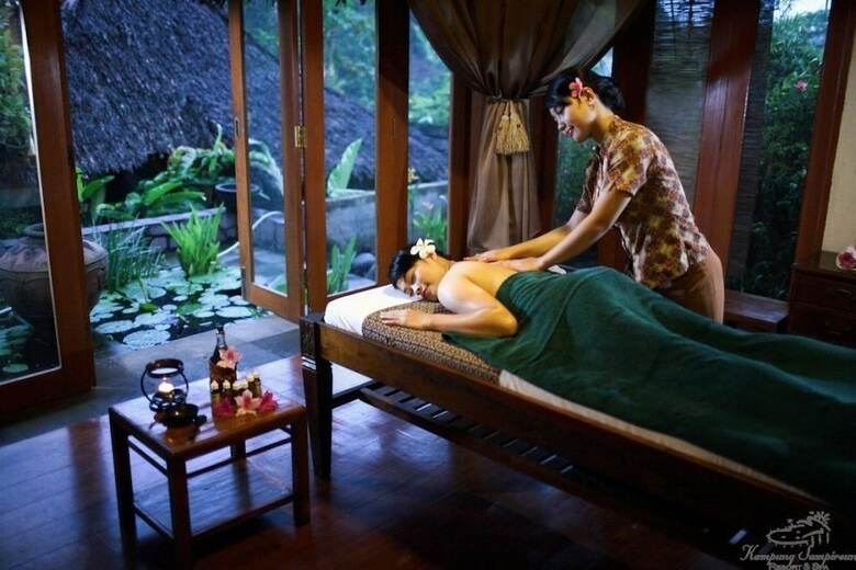 Hotel Kampung Sampireun Resort & Spa