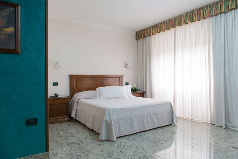 Hotel Residence Arcobaleno