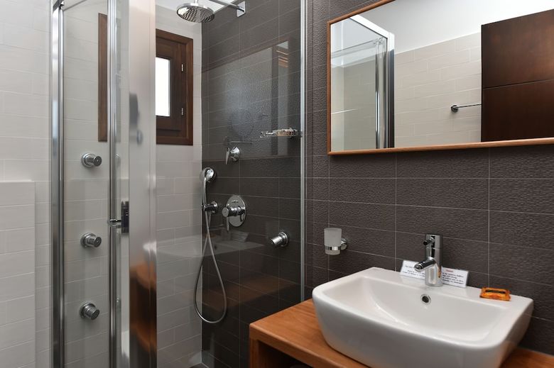 Hotel Aella Residence