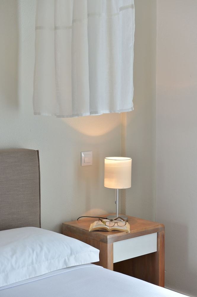Hotel Aella Residence