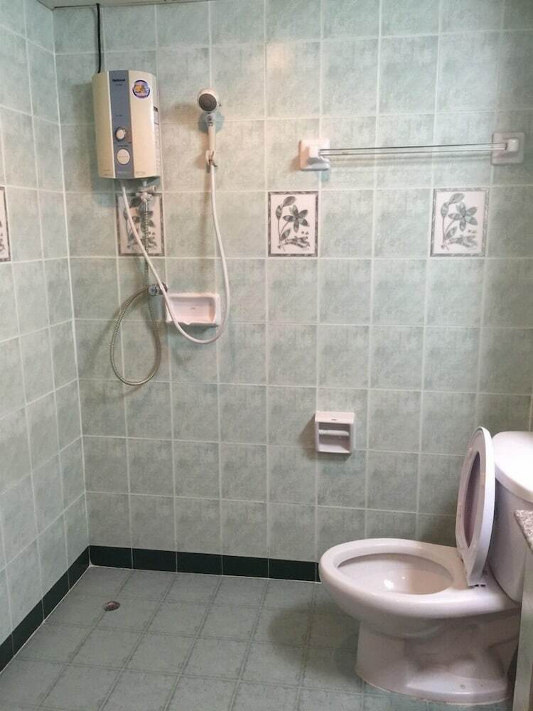Hotel Veerachai Court