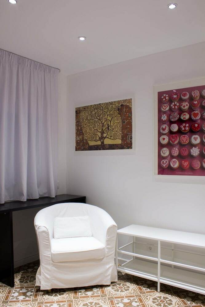 Hostal Nova
