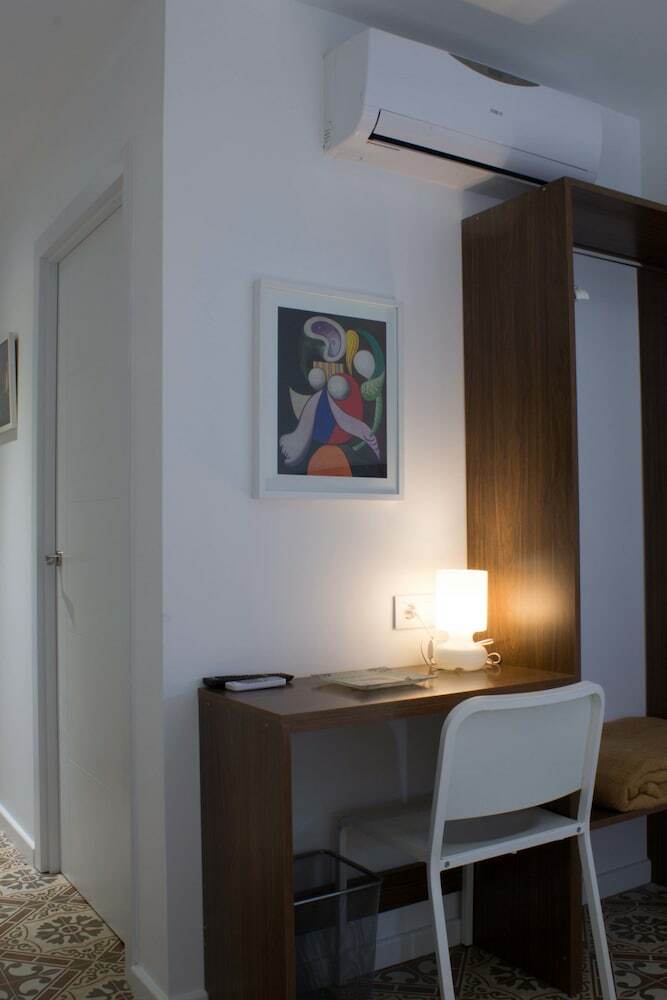 Hostal Nova