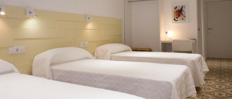 Hostal Nova
