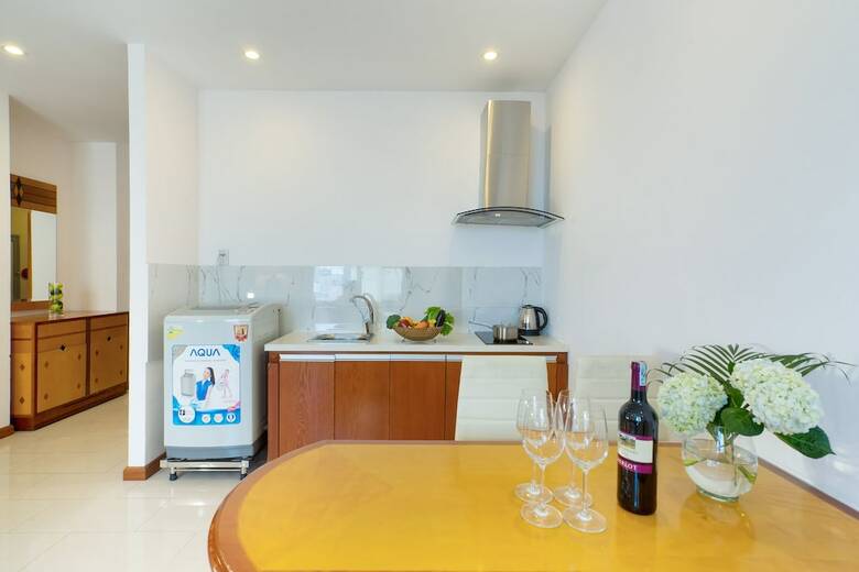 Richico Apartments And Hotel