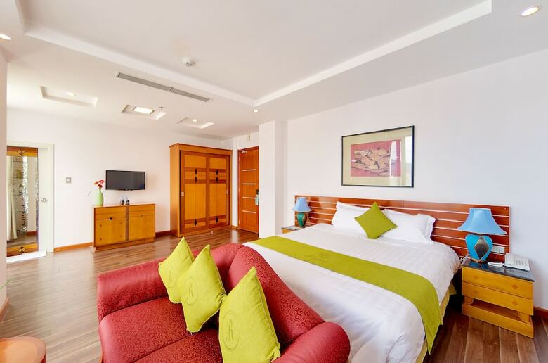 Richico Apartments And Hotel