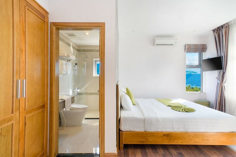 Richico Apartments And Hotel