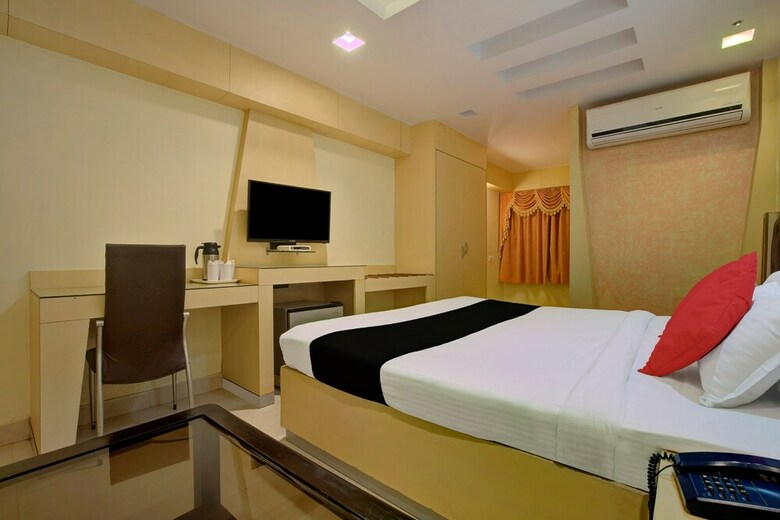 Capital O 1585 Hotel Palash Residency