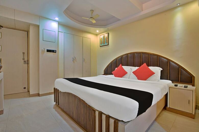 Capital O 1585 Hotel Palash Residency