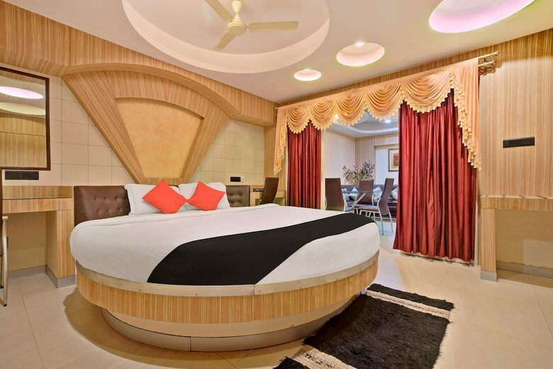 Capital O 1585 Hotel Palash Residency