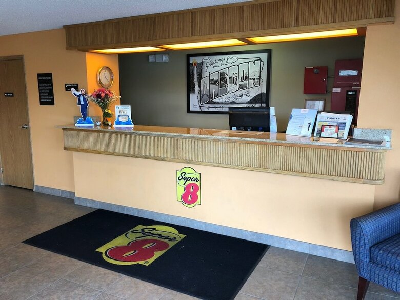 Motel Super 8 By Wyndham Lagrande