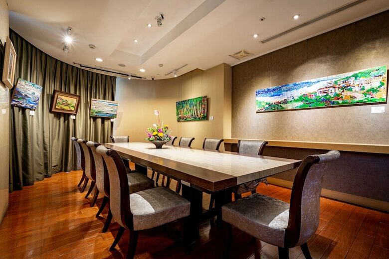 Hotel Landmark Inn