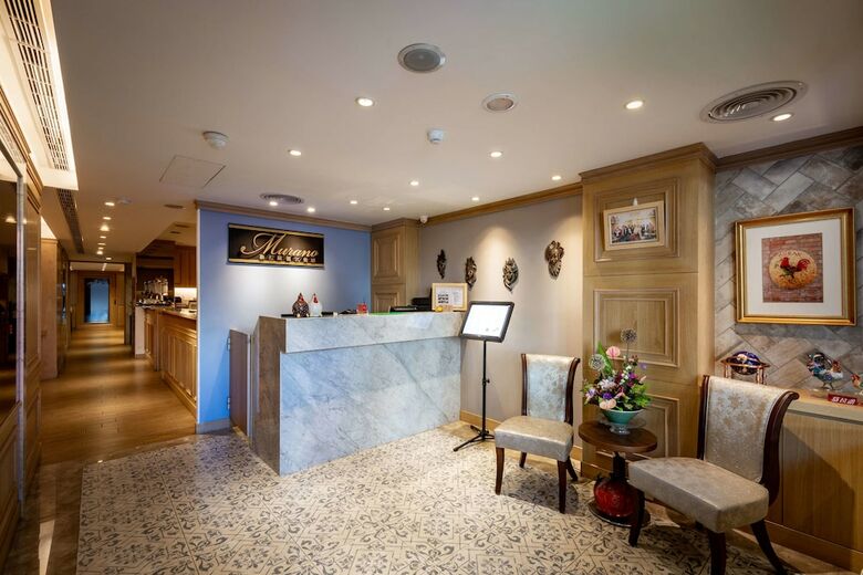 Hotel Landmark Inn