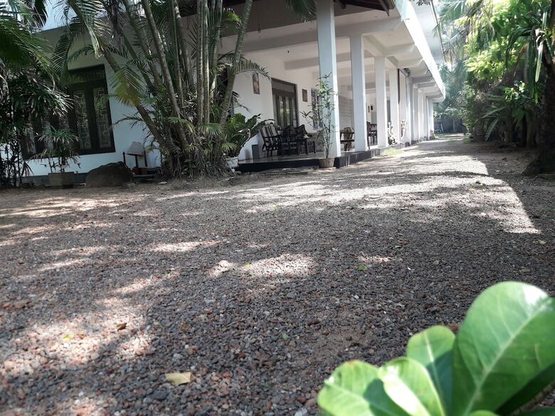 Hotel Sea Front Hikkaduwa