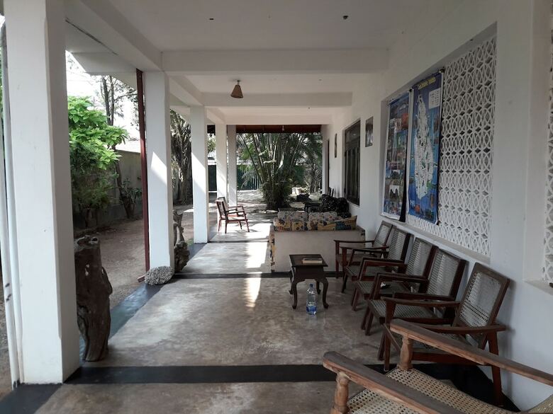 Hotel Sea Front Hikkaduwa
