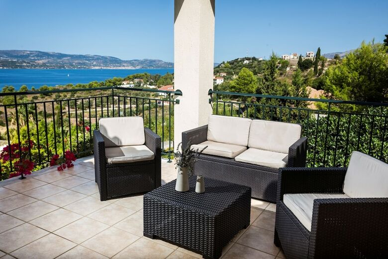 Apartamentos Dionysos Village Resort