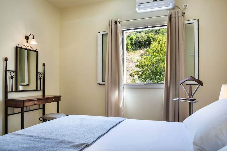 Apartamentos Dionysos Village Resort