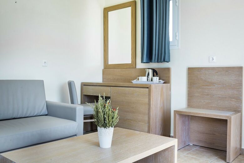 Apartamentos Dionysos Village Resort