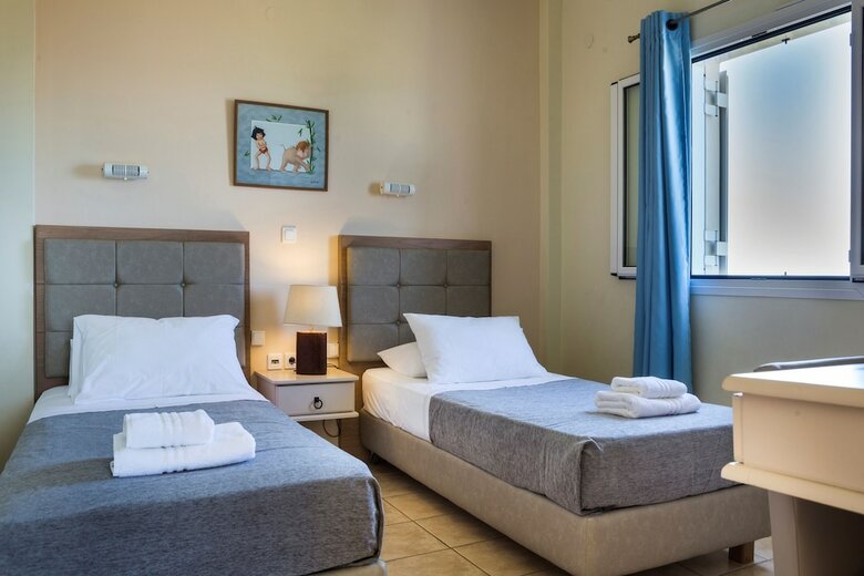 Apartamentos Dionysos Village Resort