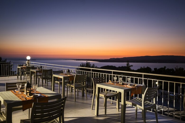 Apartamentos Dionysos Village Resort