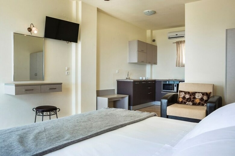 Apartamentos Dionysos Village Resort