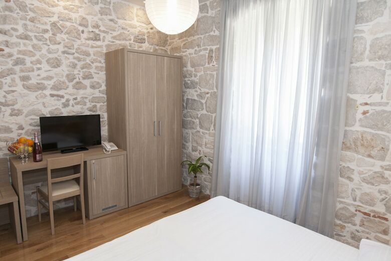 Bed & Breakfast Tifani Luxury Rooms