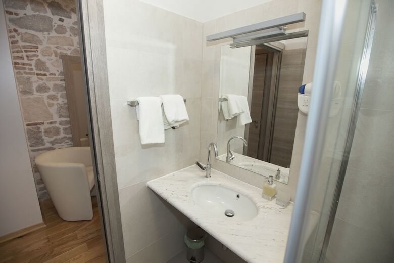 Bed & Breakfast Tifani Luxury Rooms