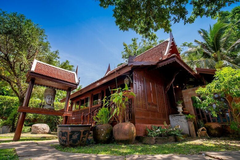 Hotel Royal Thai Villas Phuket