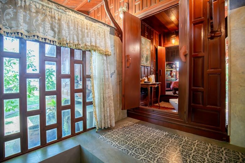 Hotel Royal Thai Villas Phuket
