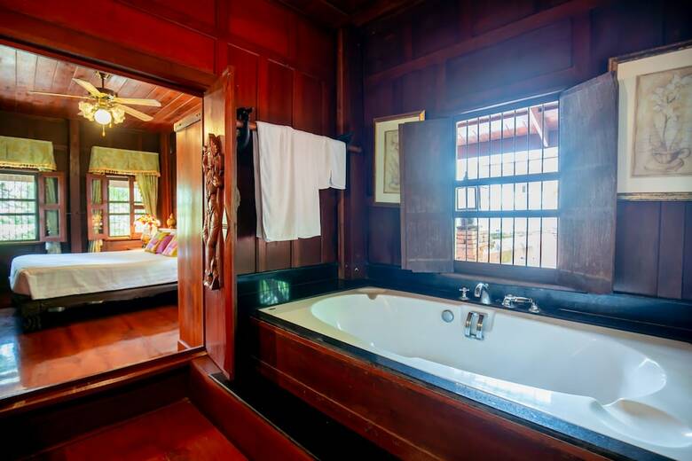 Hotel Royal Thai Villas Phuket