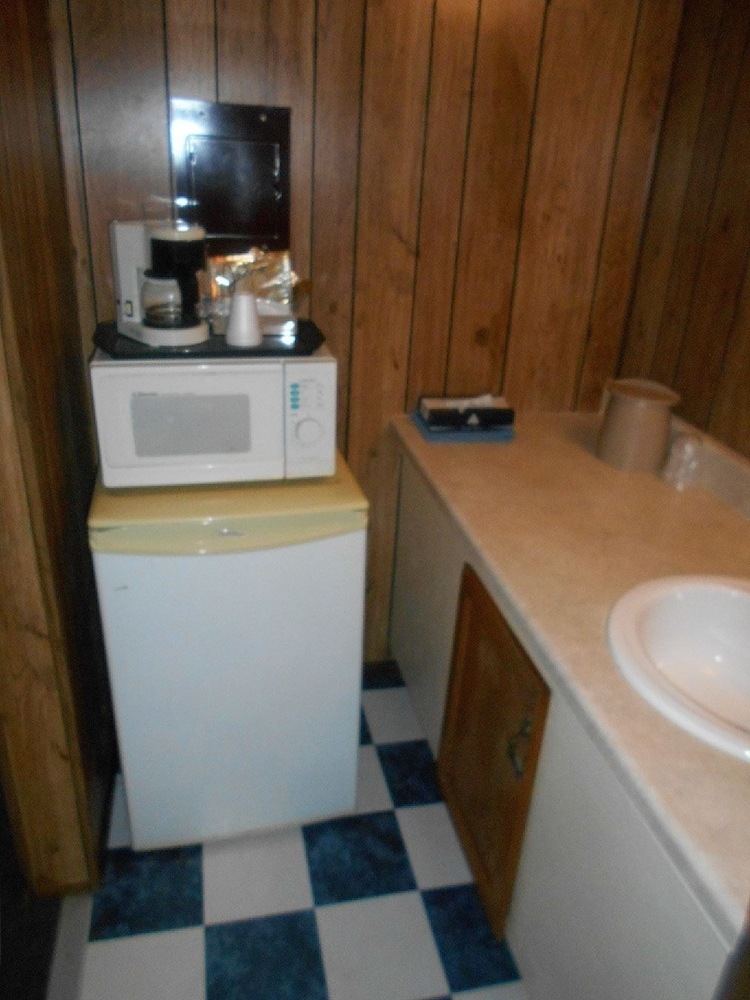 Motel Super Saver Inn