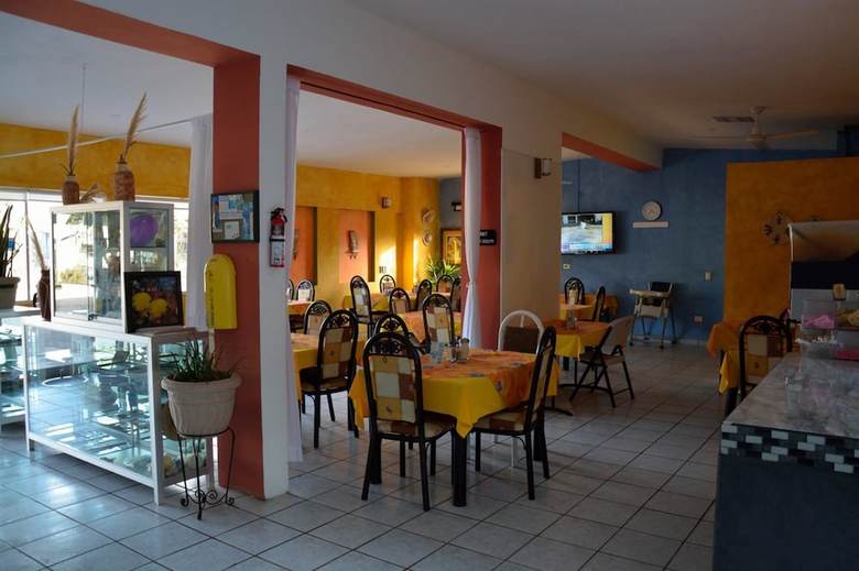 Eco Bay Hotel Y Restaurant