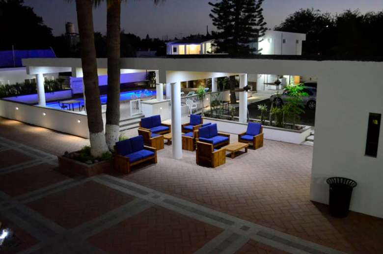 Eco Bay Hotel Y Restaurant